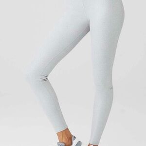 ALO YOGA Soft Ribbed High-Waist Shimmer Legging - Light Grey Iridescent